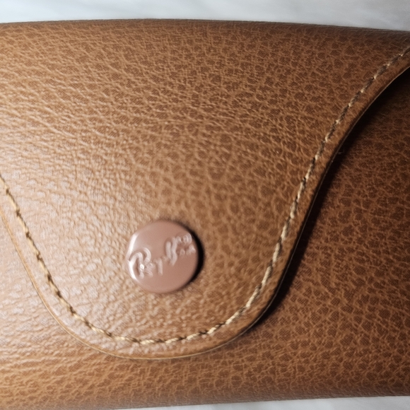 Tan Ray Ban Sunglass case - Picture 7 of 10